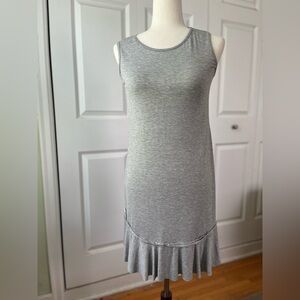 Popana pull on tee shirt dress size S